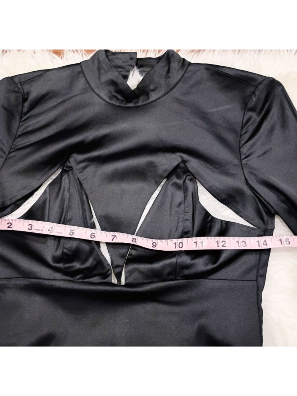 NWT NBD Norah Mini Dress Women's XS Black Lightweight Satin Back Cut-Out Long Sl - Picture 10 of 13